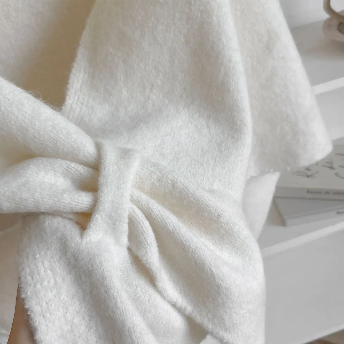 Aélorie | Étole Nouée À Élégance Apaisante