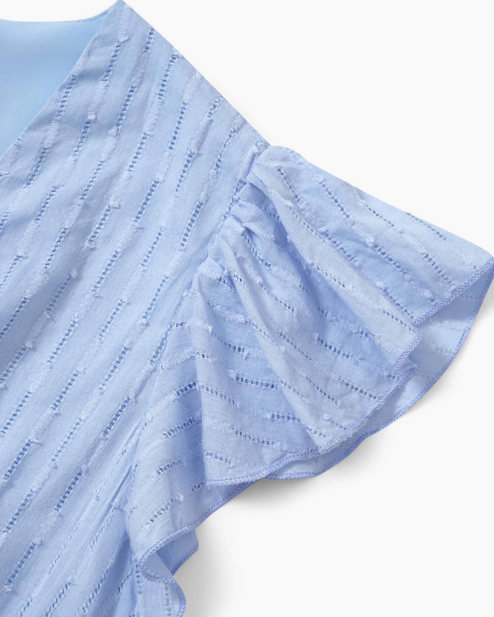 Belicia | Robe à décolleté en V et manches volantées