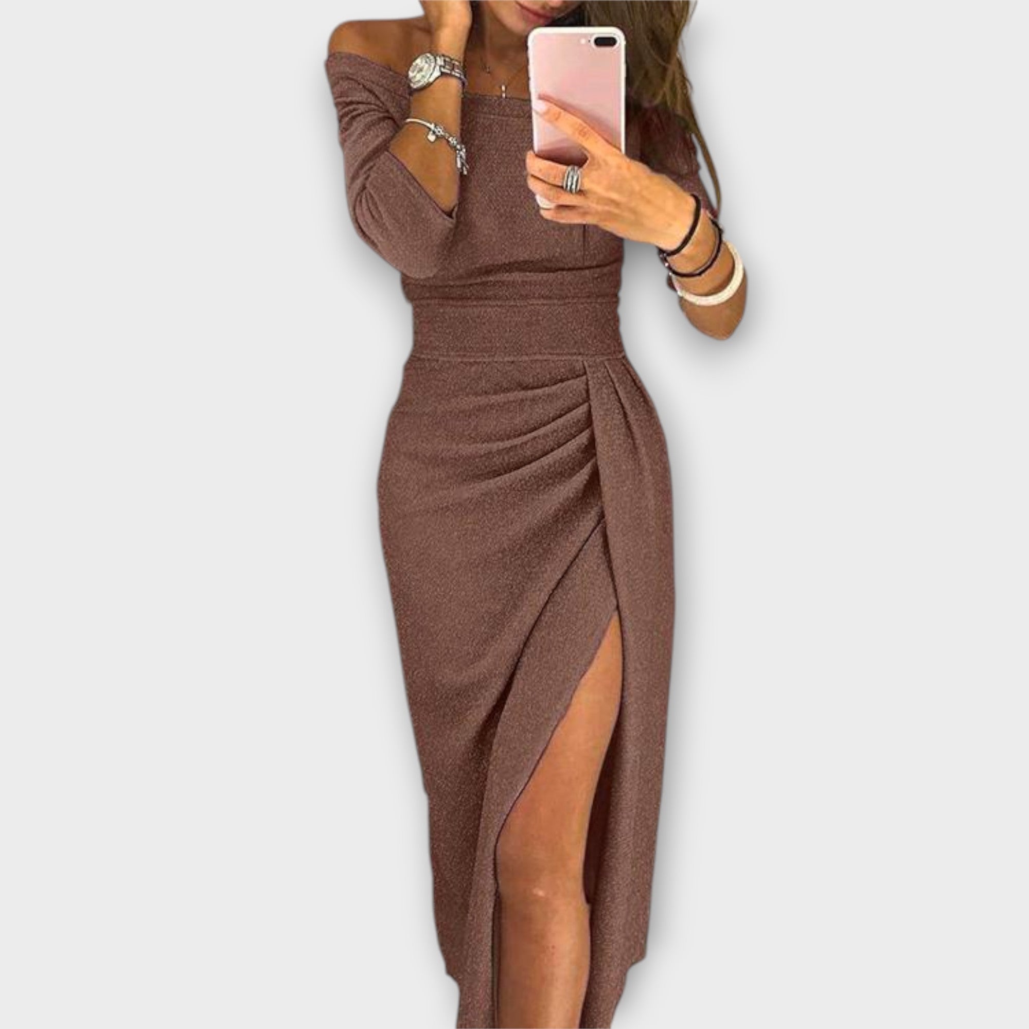 Aldana | Robe élégante avec épaules nues