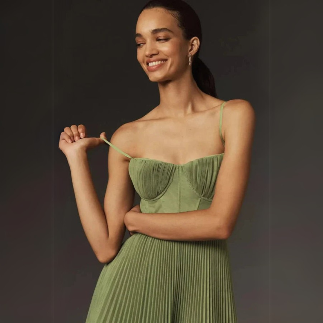 Beatriz | Robe midi plissée et ajustée