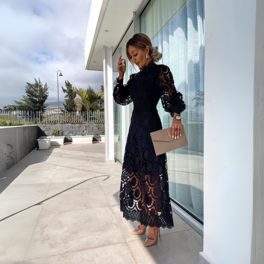 Géorgie | Robe élégante en dentelle