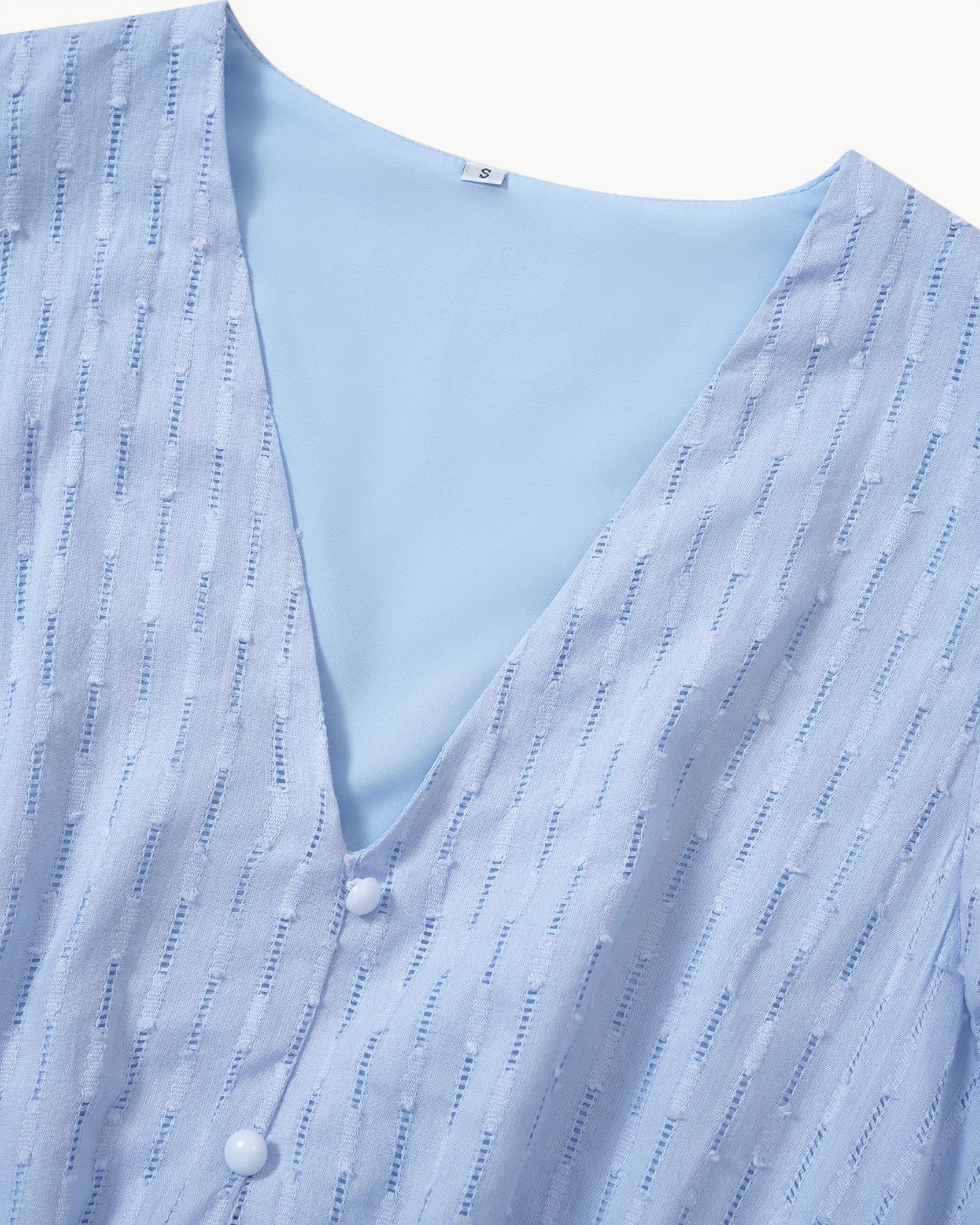 Belicia | Robe à décolleté en V et manches volantées